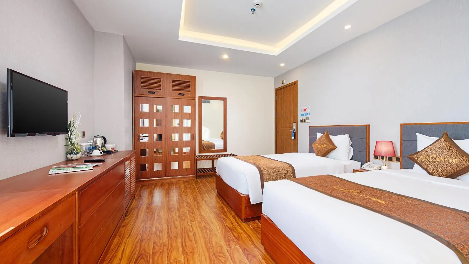 Mercury Apartment Danang Hotel