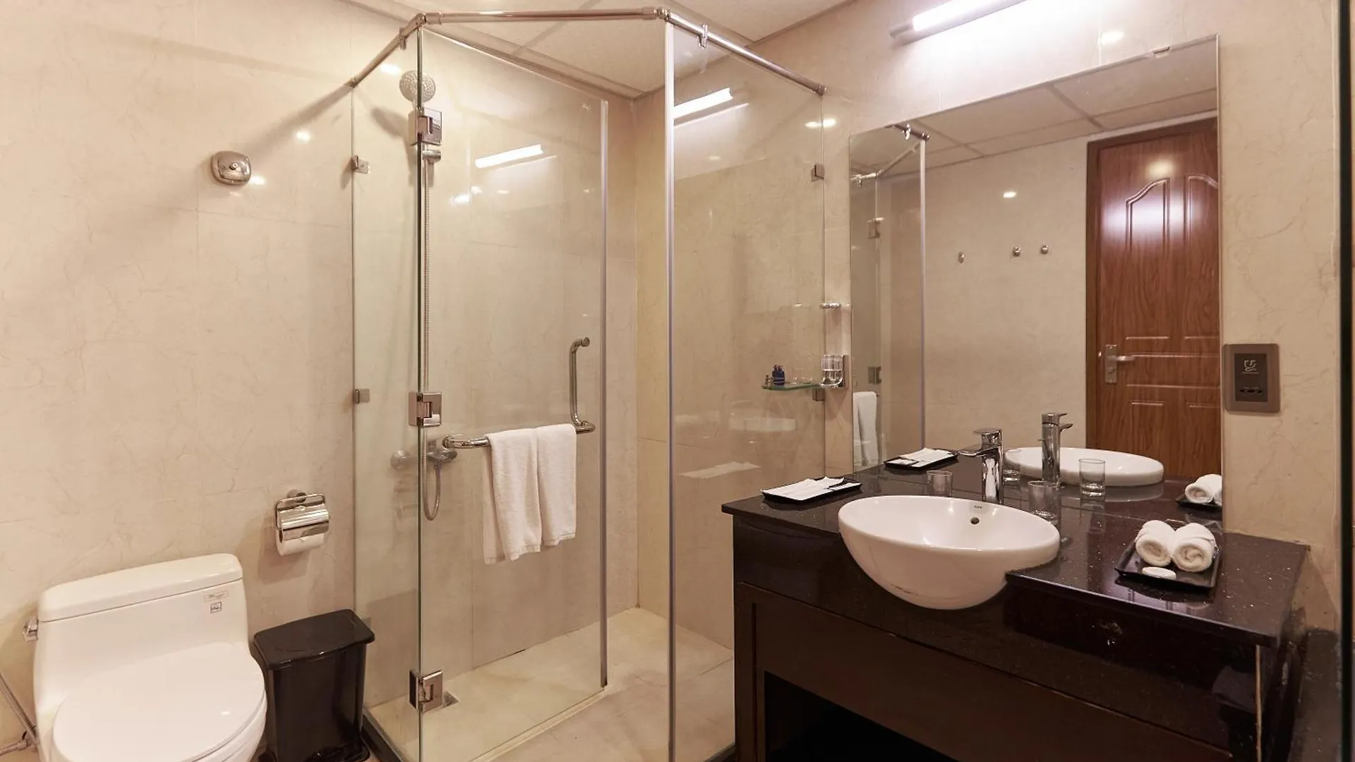 Mercury Apartment Danang