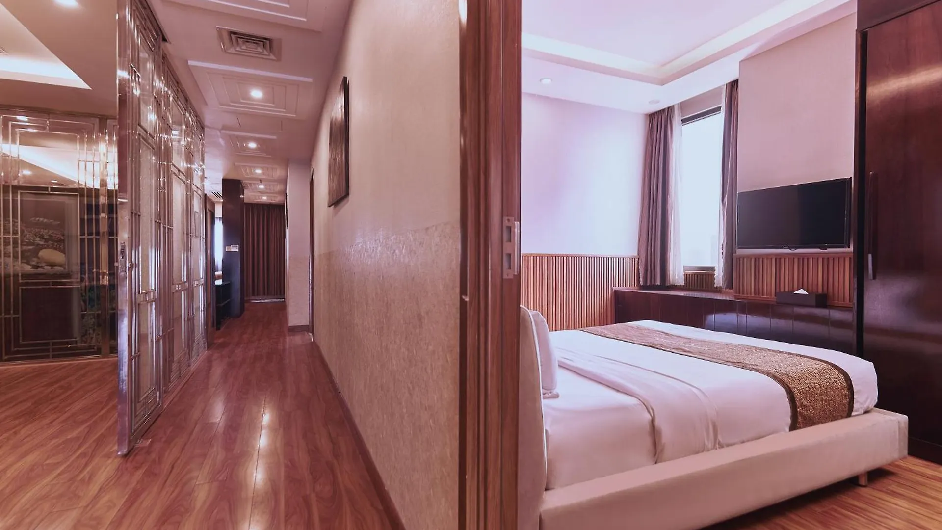 Mercury Apartment Danang Hotel